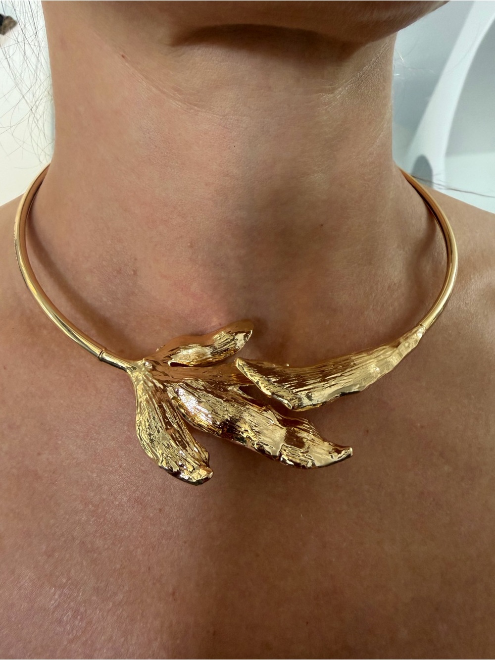 Gold Floral Sculpted Collar Necklace - Women Jewelry